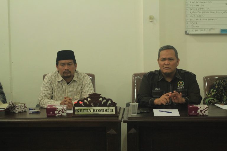 Komisi II DPRD Dorong Bapenda Gali Pajak Daerah