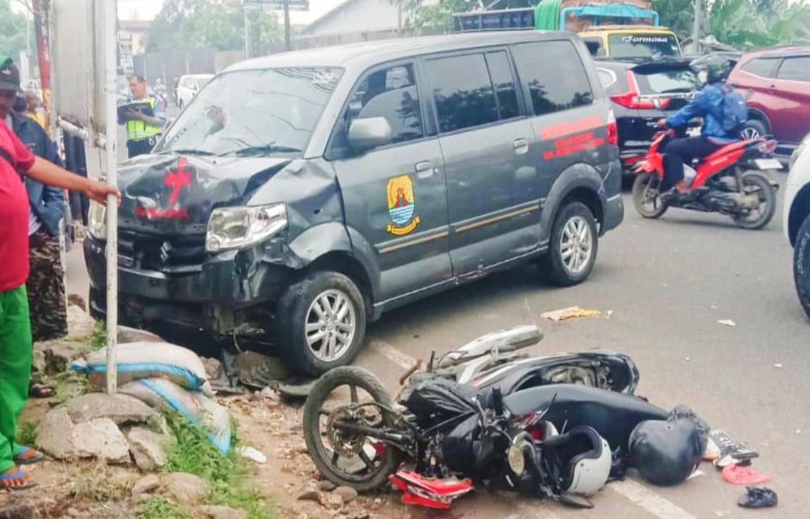 Kecelakaan Maut di Cirebon Hari Ini, Seorang Pengemudi Ojol Meninggal 