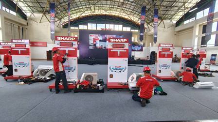 Sharp Rayakan 55 Tahun lewat AC Installer Championship 2025 Dukung Peningkatan Kompetensi Teknisi AC Indonesia