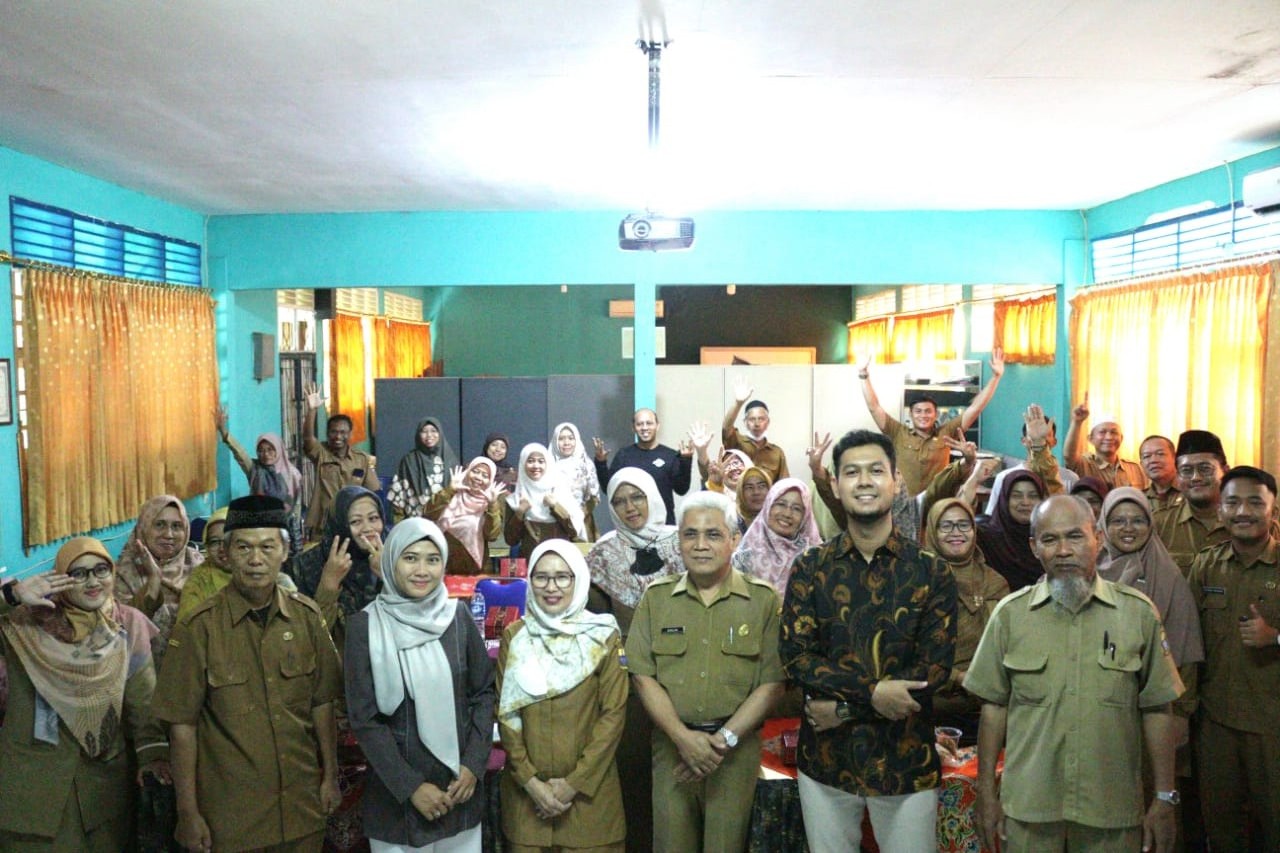 Dosen IPB Cirebon Bekali Guru SMP Pembuatan Media Pembelajaran Berbasis Digital