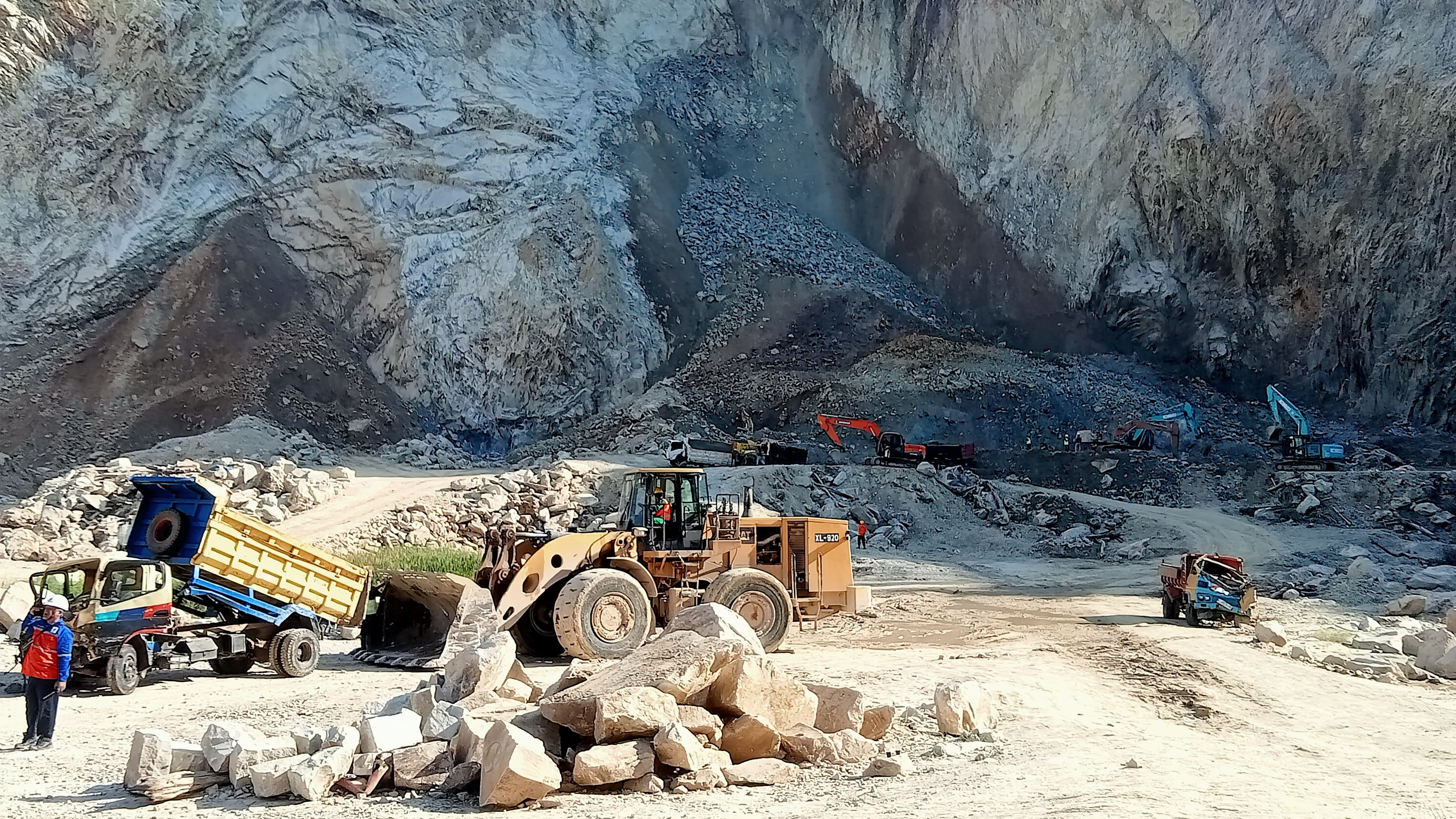 Proses Pencarian Korban Lonsor Gunung Kuda Sedang Berlangsung, Begini Harapan Dandim 0620