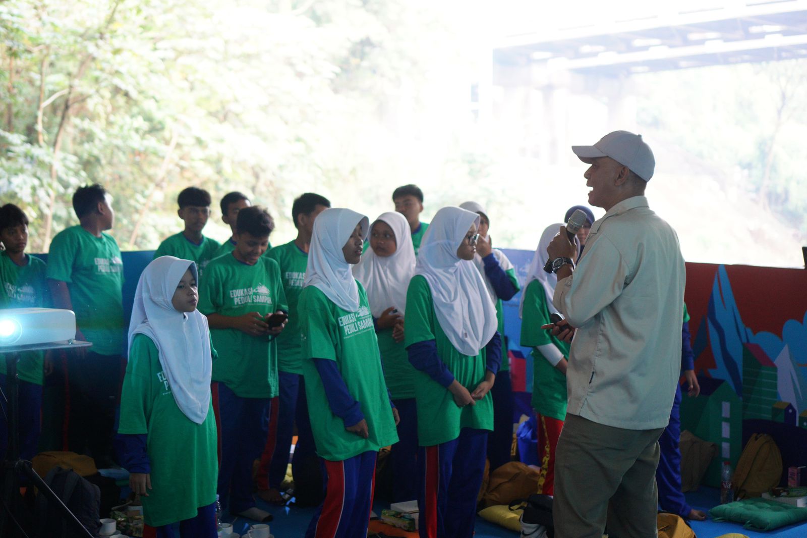 Pertamina Patra Niaga Integrated Terminal Jakarta Ajak Masyarakat Aktif Peduli Sampah Melalui Edukasi Kreatif 