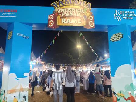 Anti Bingung Isi Waktu Luang Liburan Akhir Pekan Bareng Keluarga, Yamaha Grebek Pasar Rame Sukses di Tiga Kota