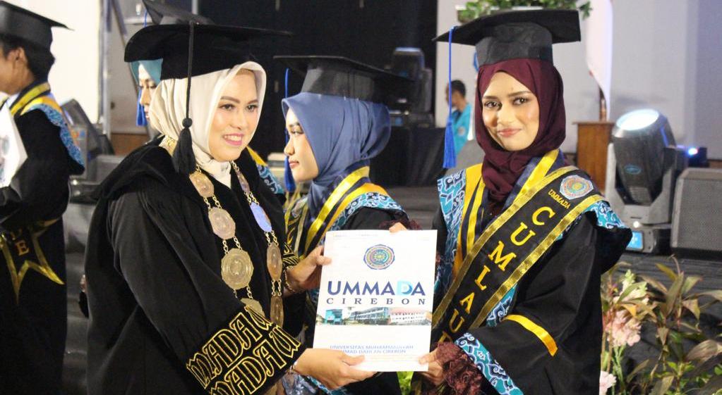 UMMADA Cirebon Wisuda 461 Lulusan pada Sidang Senat Terbuka 2024/2025