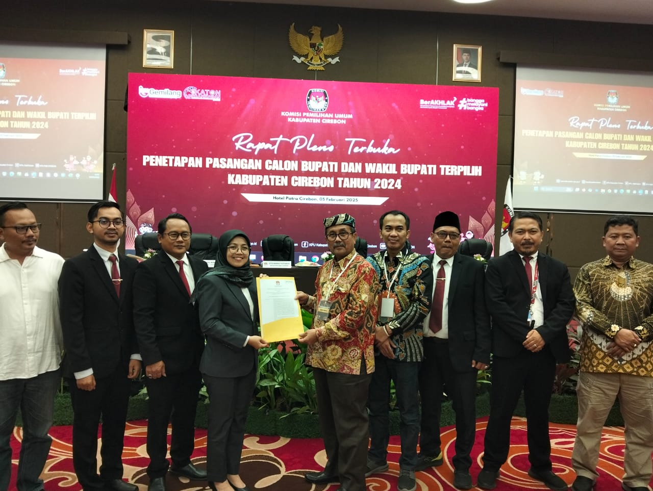 Selamat! KPU Resmi Tetapkan Pasangan Imron-Agus sebagai Bupati dan Wakil Bupati Cirebon Terpilih 2025-2030