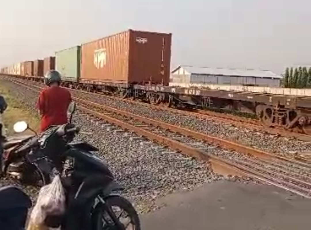 Kereta Api Barang Mogok di Bandengan, PT KAI Daop III Cirebon: Jadwal Tidak Terganggu