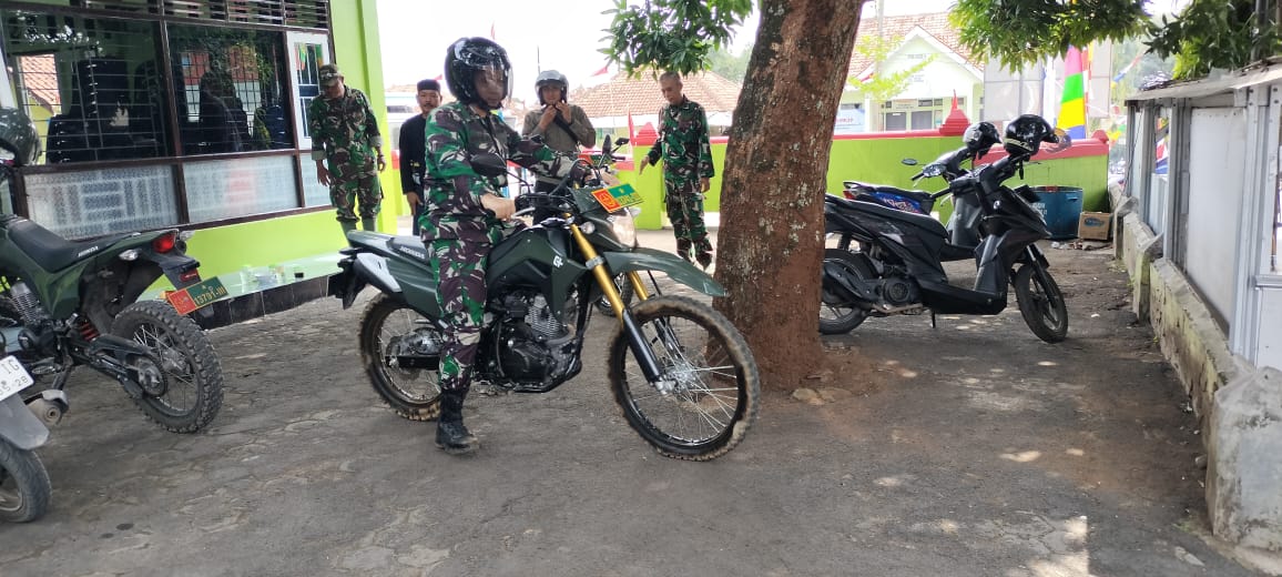 Kendarai Motor Trail, Dandim 0620/Kabupaten Cirebon Tinjau Progres Proyek TMMD Ke-121 di Desa Kubang