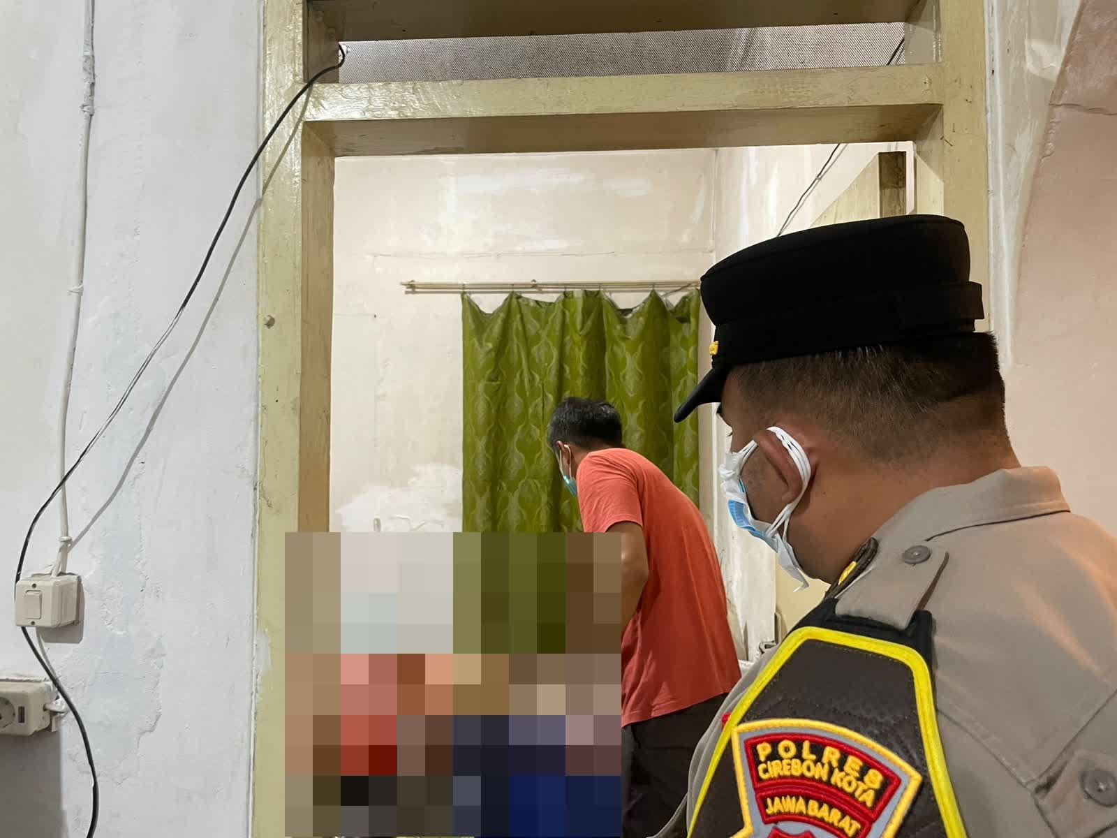 Lansia Tinggal Sendiri Ditemukan Meninggal di Kedawung Cirebon, Warga Cium Aroma Tak Sedap
