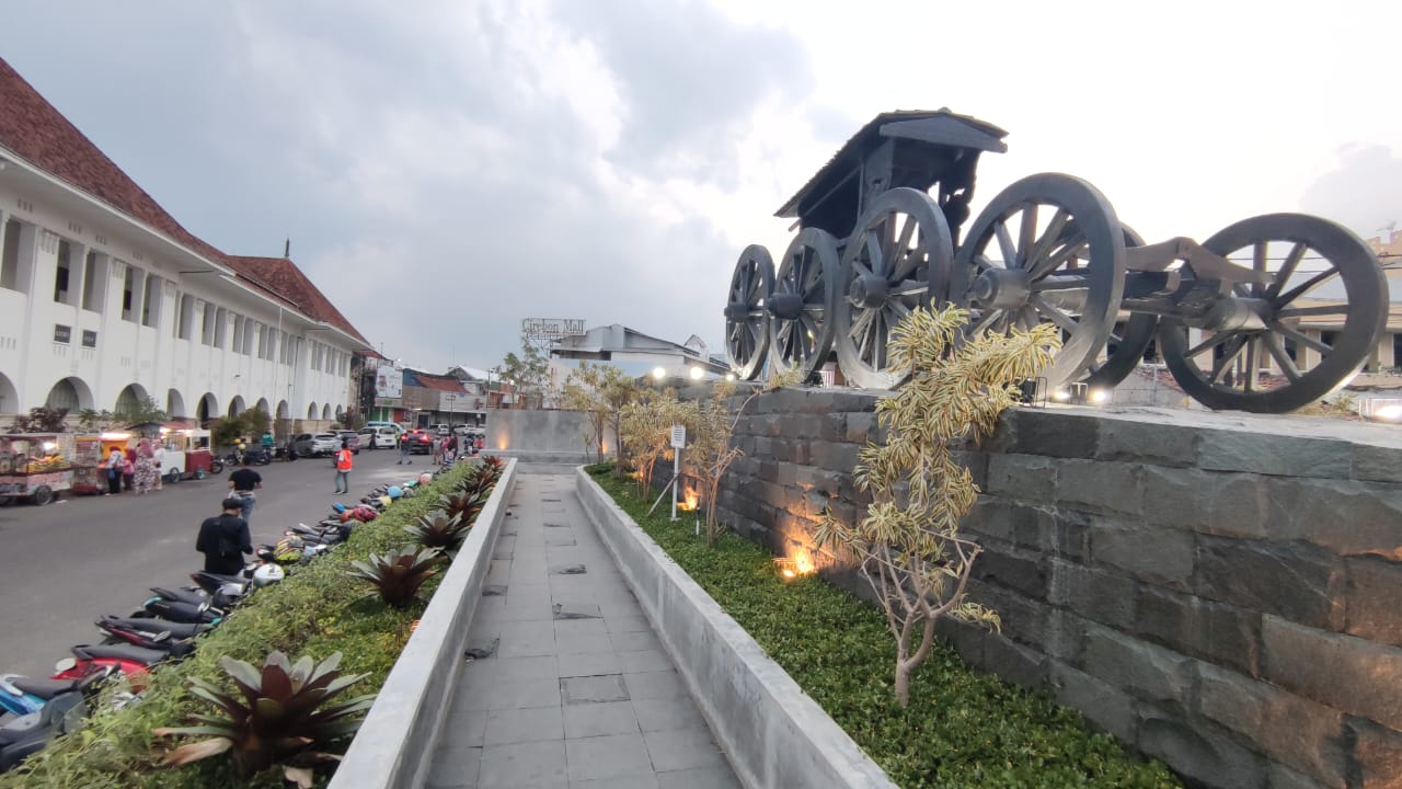 Bukan Hanya Monumen Pedati Gede, Ada Taman Keren di BAT Cirebon, Yuk Main!