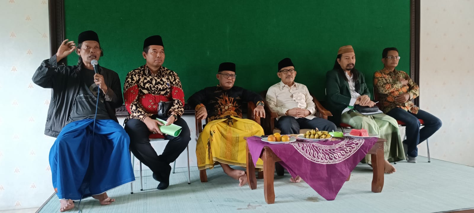 Pelantikan Pengurus PCNU Kabupaten Cirebon, Ala Keraton, di Paseban Kramat Sunan Gunung Jati