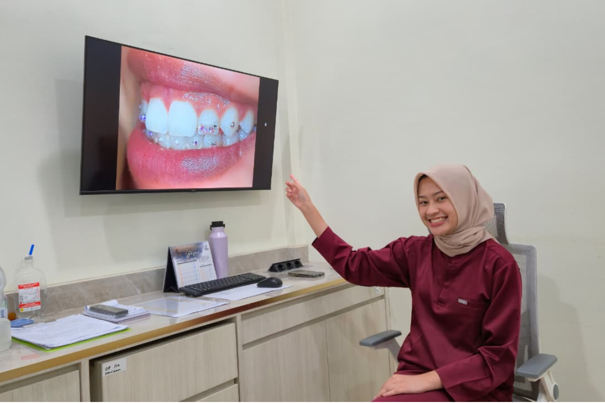 Senyum Lebih Percaya Diri, Ini Ragam Perawatan Estetika Gigi di Cirebon yang Banyak Dicari