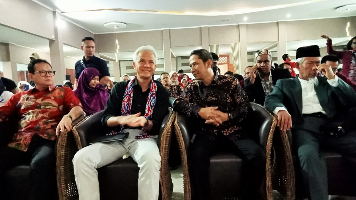 Kampusnya Didatangi Ganjar Pranowo, Rektor Universitas Muhammadiyah Cirebon Pastikan Undang Anies dan Prabowo