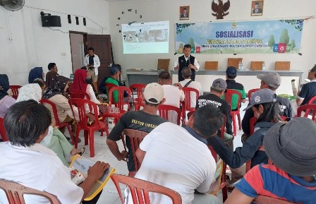 DLH Sosialisasi Pengelolaan Sampah di Desa Cengkuang 