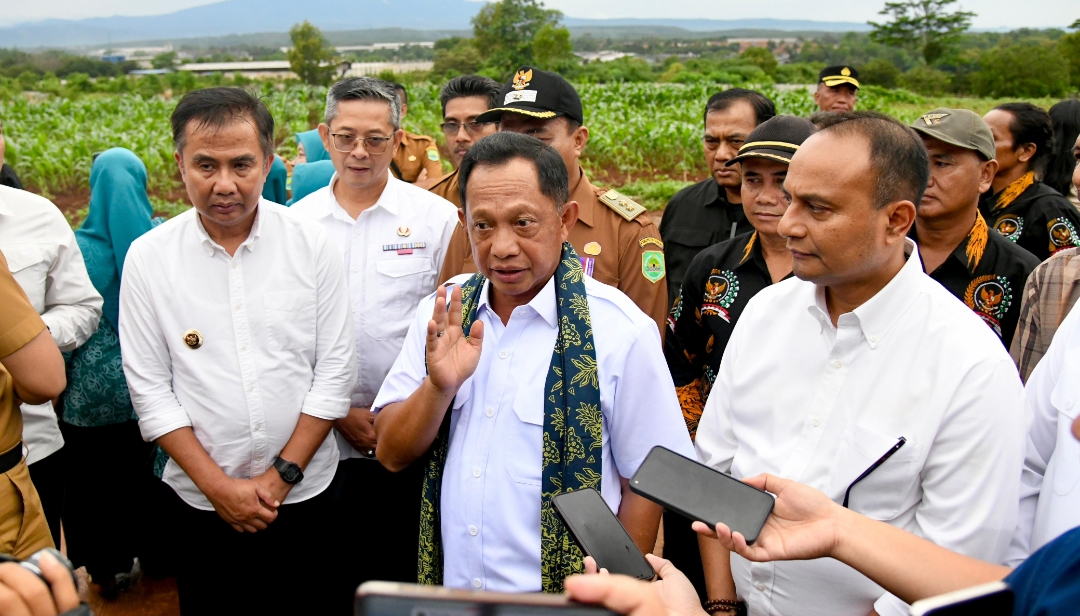 Kunjungi TPS3R di Desa Wantilan Subang, Mendagri: Saya Ingin Melihat Trobosan Pengolahan Sampah