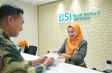 Alhamdulillah! Layanan Cabang, ATM & Mobile Banking BSI Sudah Kembali Normal