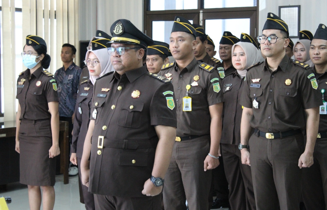 Resmi Dilantik, Alexander Apriyanto Jadi Kasi Intelijen Baru Kejari Kuningan