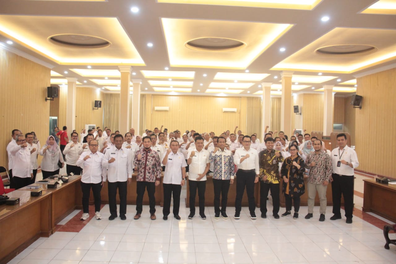 Rapat Bareng KPK, Begini Komitmen Pemkab Cirebon Dalam Ciptakan Pemerintahan Bersih dan Transparan