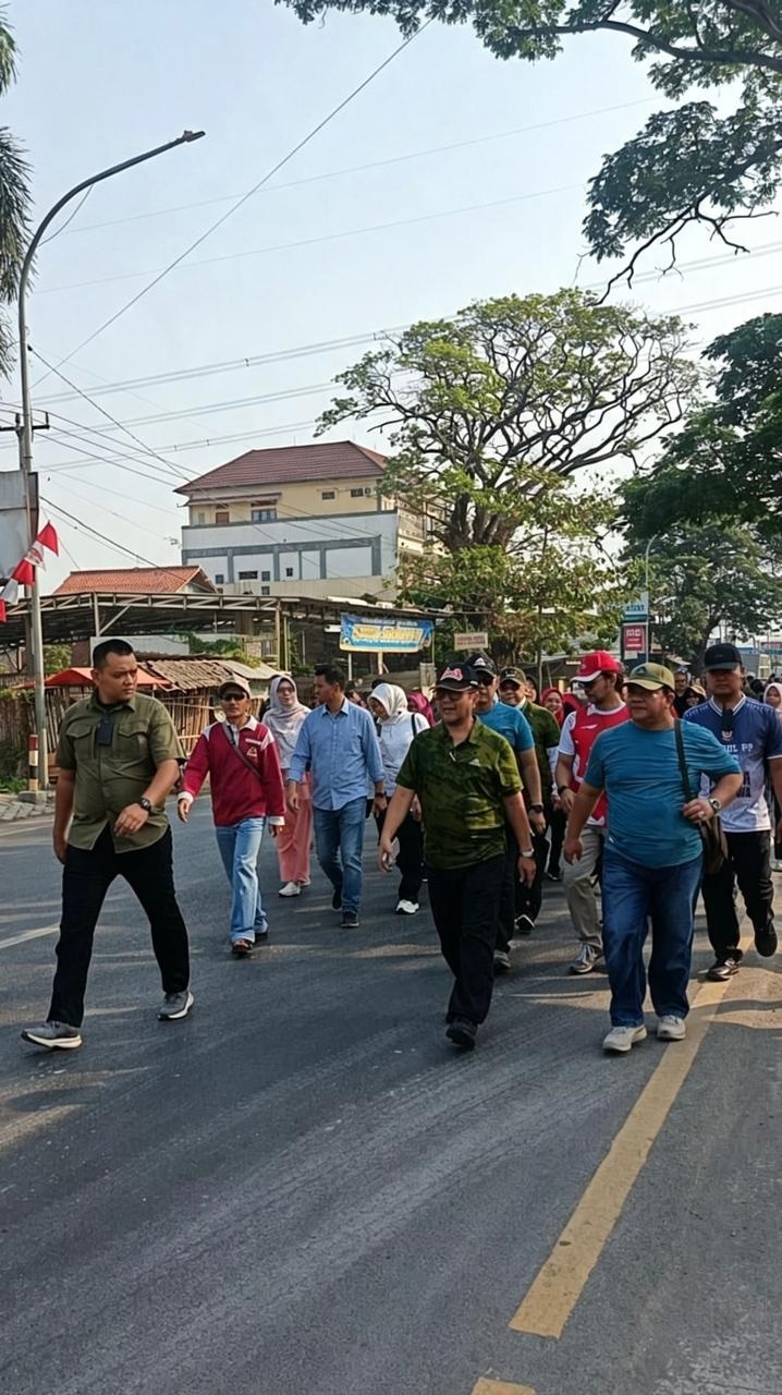 RSUD Waled Dekatkan Pelayanan dengan Masyarakat lewat Jalan Sehat