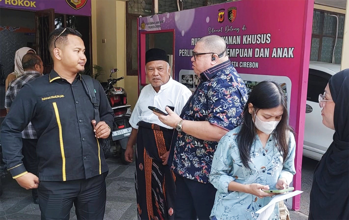 Kasus Dugaan Asusila di DPRD Cirebon: Mahmud Jawa dan SPG Rokok Damai di Kantor Polisi