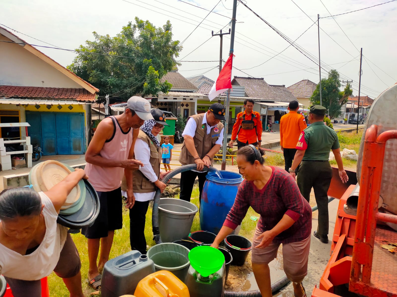 Krisis Air Bersih Mulai Terasa di Kabupaten Cirebon, BPBD Siap Distribusikan ke Lokasi Terdampak 