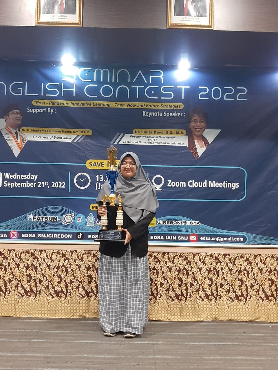 Siswi MA Al Hikmah Juara Tiga Nasional