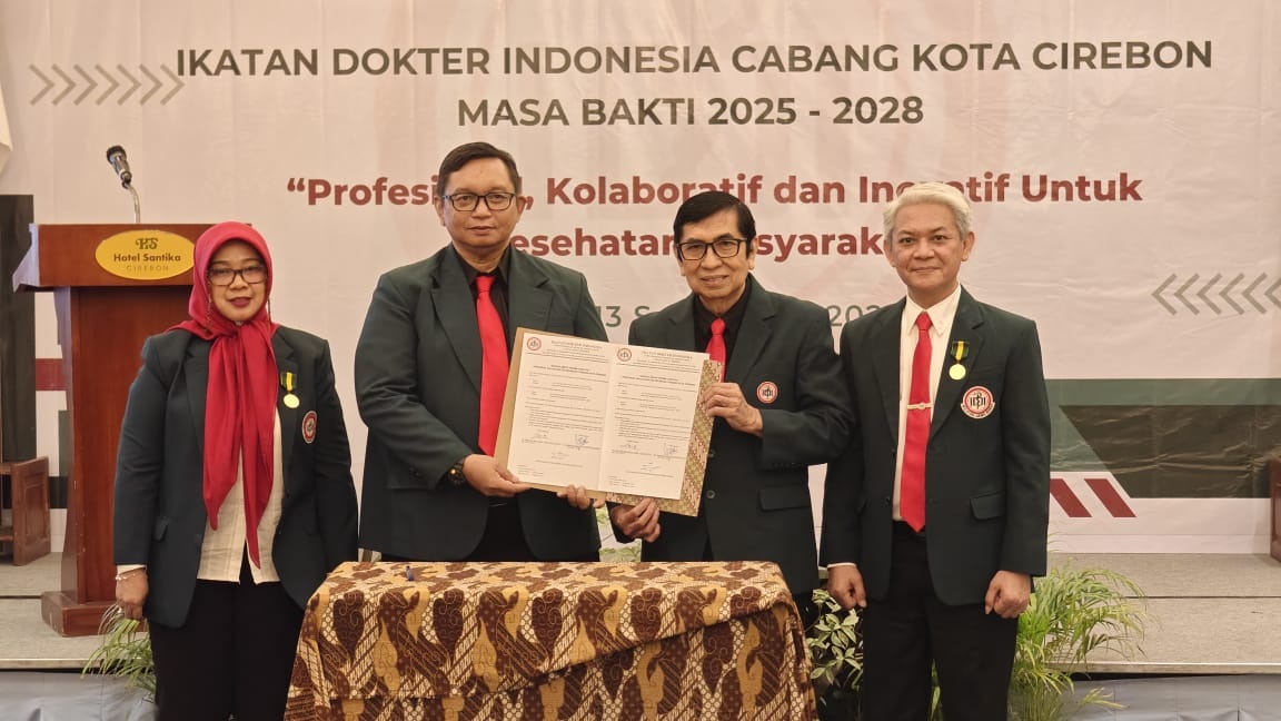 dr Sutiadi Kusuma SpPD KHOM Nahkoda Baru IDI Kota Cirebon