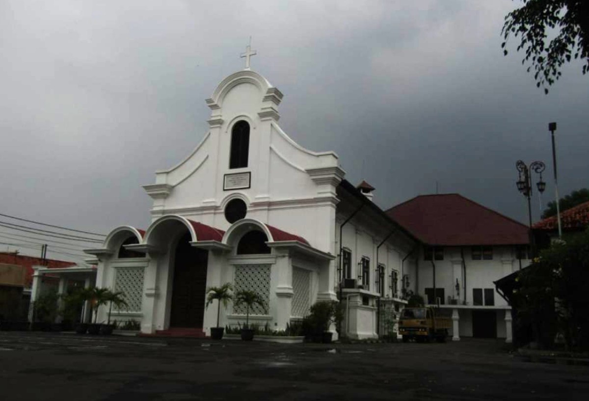 Sejarah Gereja Santo Yusuf Cirebon: Awal Pembangunan dan Jejak Sang Raja Gula 
