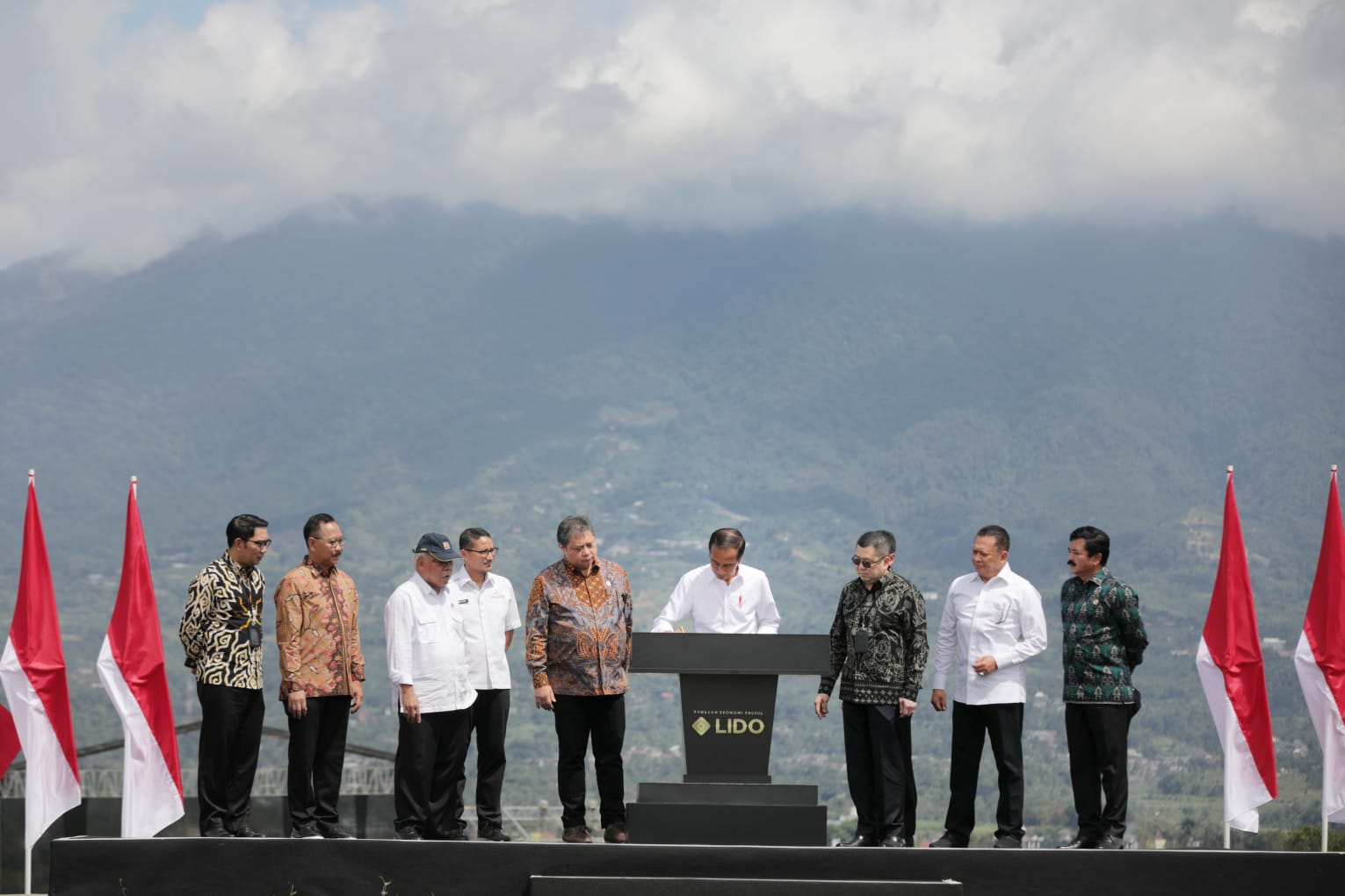 Jokowi Resmikan KEK Lido City, Ridwan Kamil: Puluhan Ribu Lapangan Kerja Menanti 