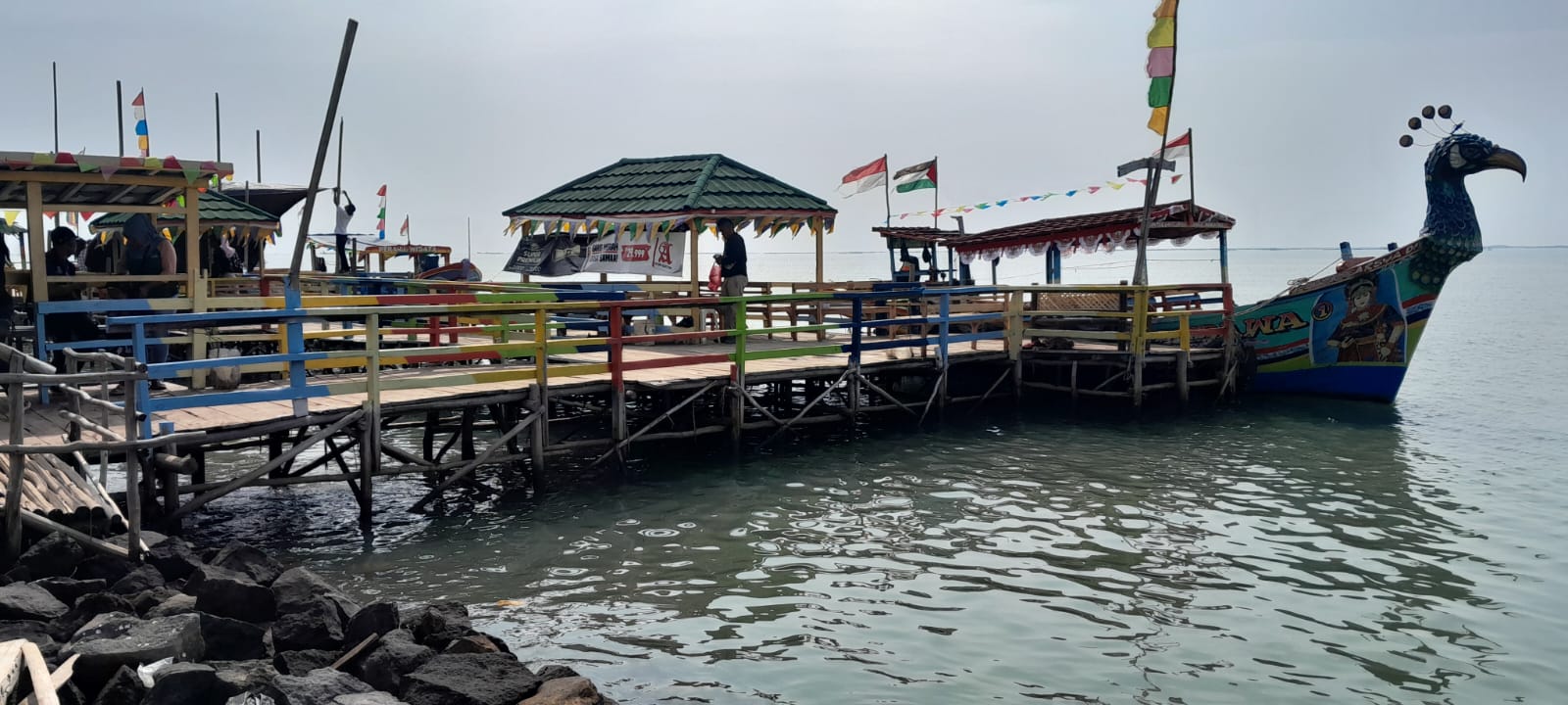 Pantai Baro Gebang Mekar Jadi Ikon Kuliner dan Wisata Bahari