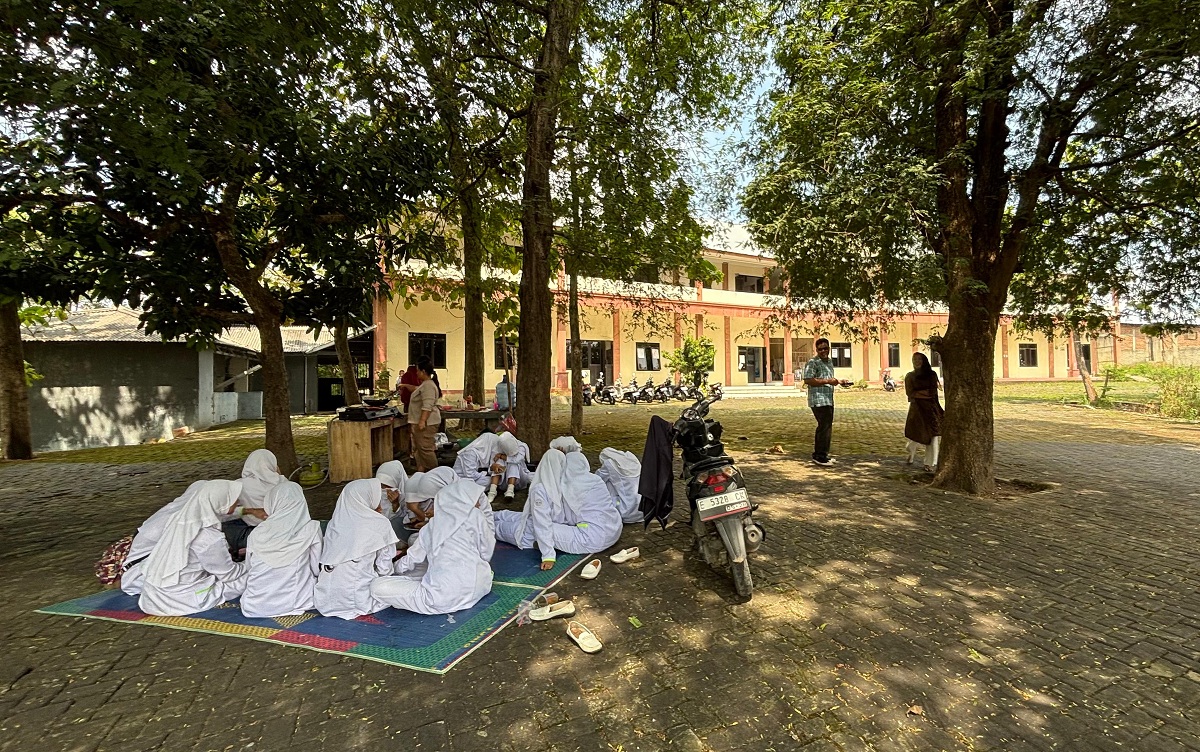 Sekolah Swasta di Cirebon Merasa Diabaikan KDM, Protes Pun Tak Dihiraukan