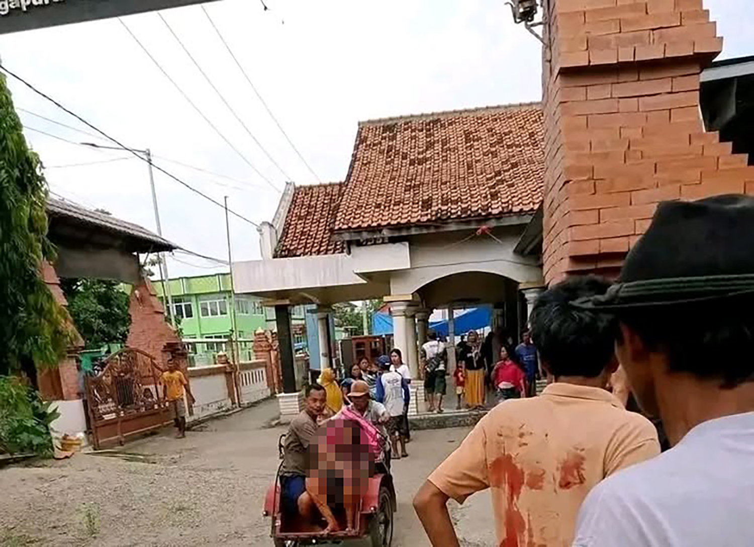 Sabtu Pagi Berdarah, Suami Tusuk Istri di Desa Jagapura Lor