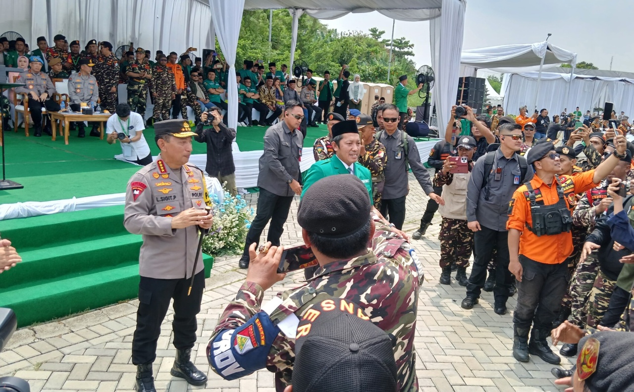 Kapolri Pimpin Apel Nataru 2026 di Cirebon, 11.135 Banser Siap Jaga Keamanan dan Toleransi
