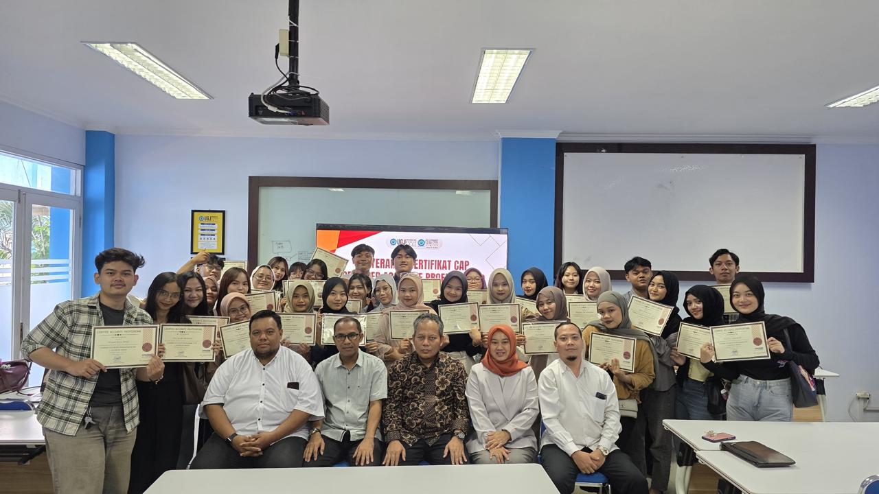 FEB UGJ Serahkan Sertifikat CAP kepada 78 Mahasiswa