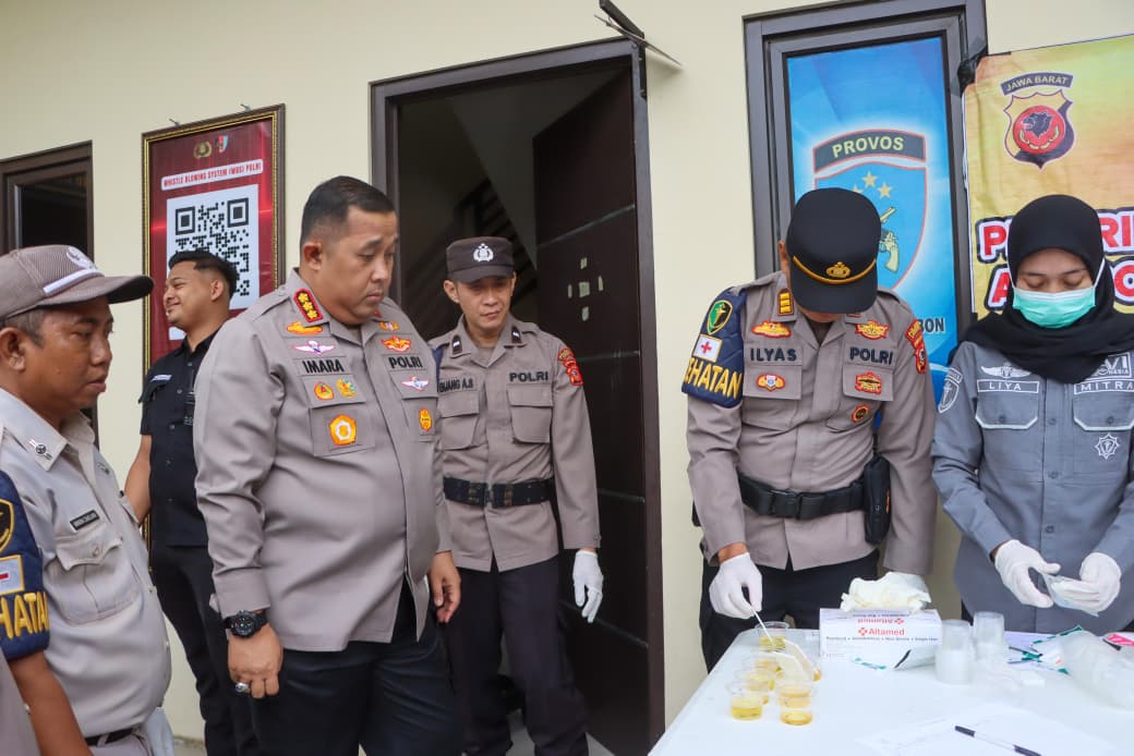 200 Personel Polresta Cirebon Tes Urine Mendadak, Ini Hasilnya