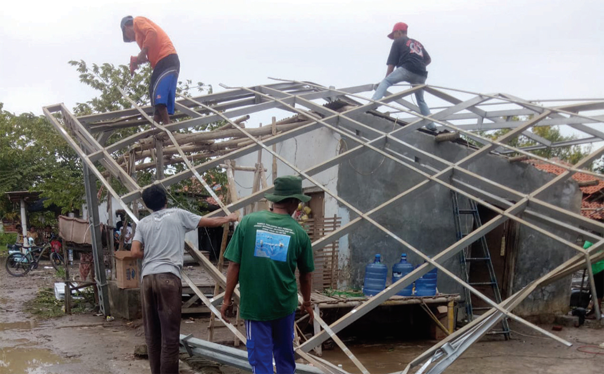 Angin Puting Beliung Terjang Pabean Ilir Indramayu, Puluhan Rumah Rusak