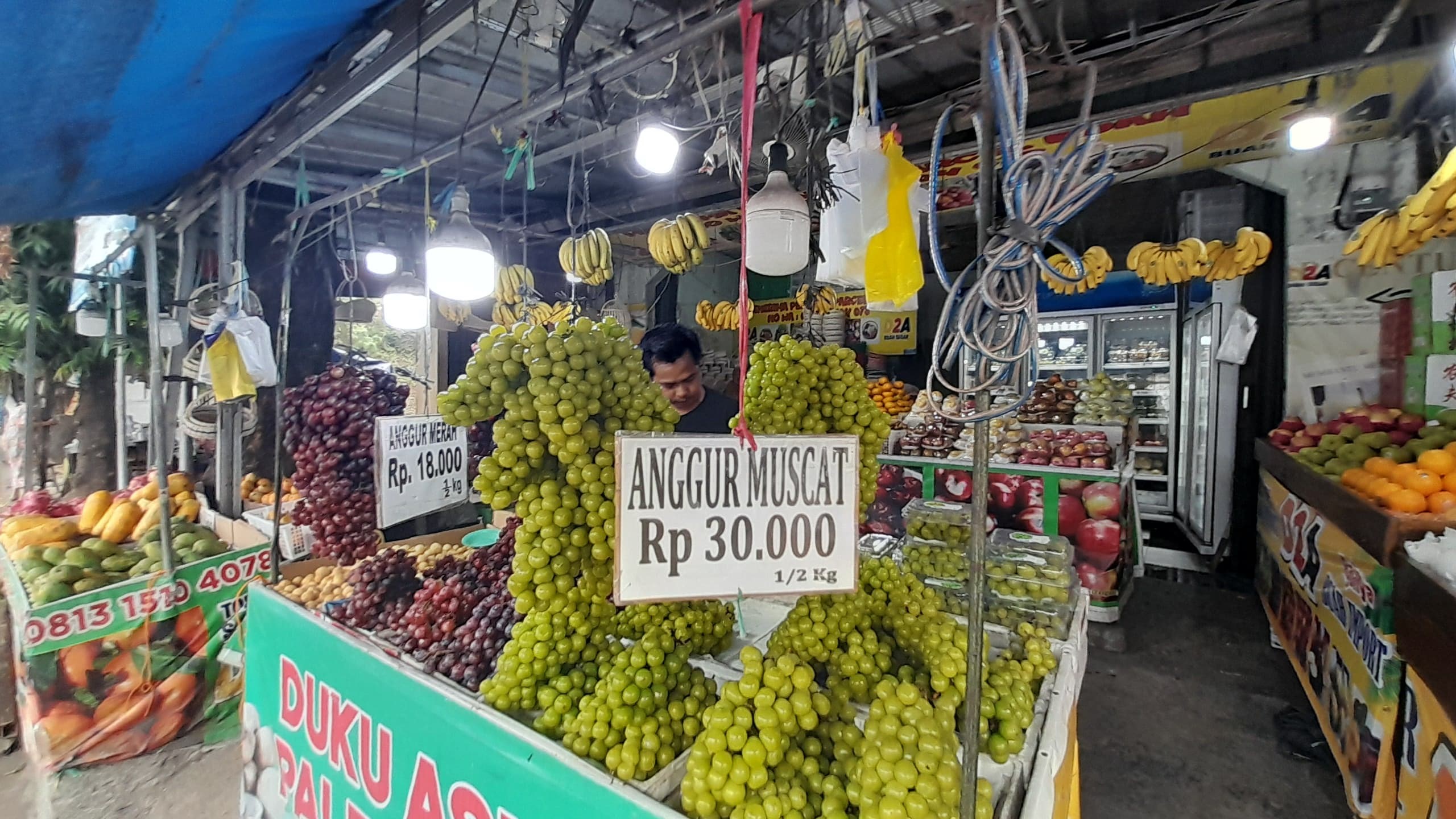 Geger Anggur Shine Muscat Mengadung Zat Kimia Berbahaya, Pedagang di Cirebon Terkena Imbasnya