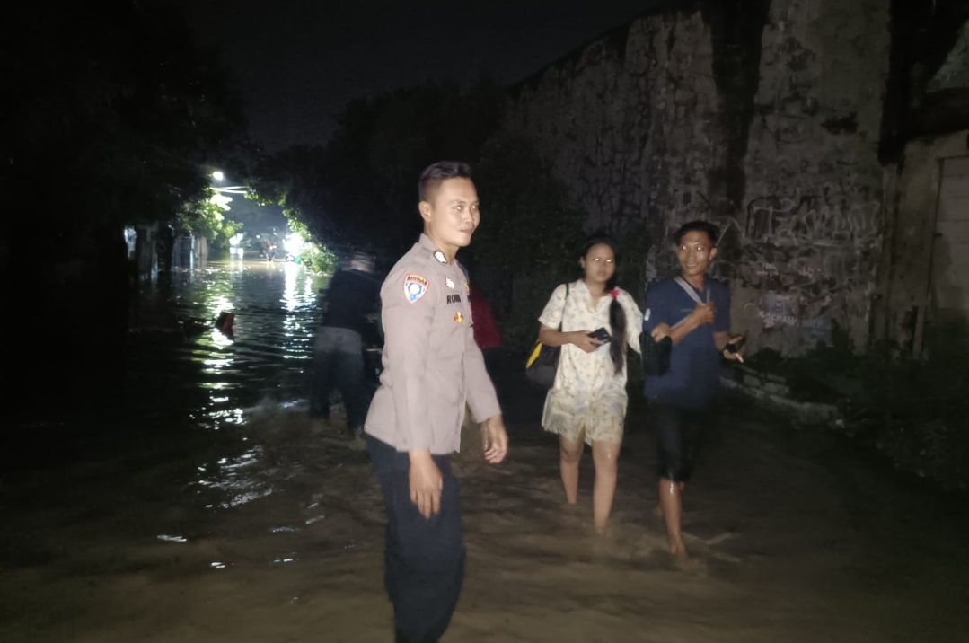 Banjir Rendam Mundu Cirebon, 267 Rumah Terendam dan 1.109 Warga Terdampak
