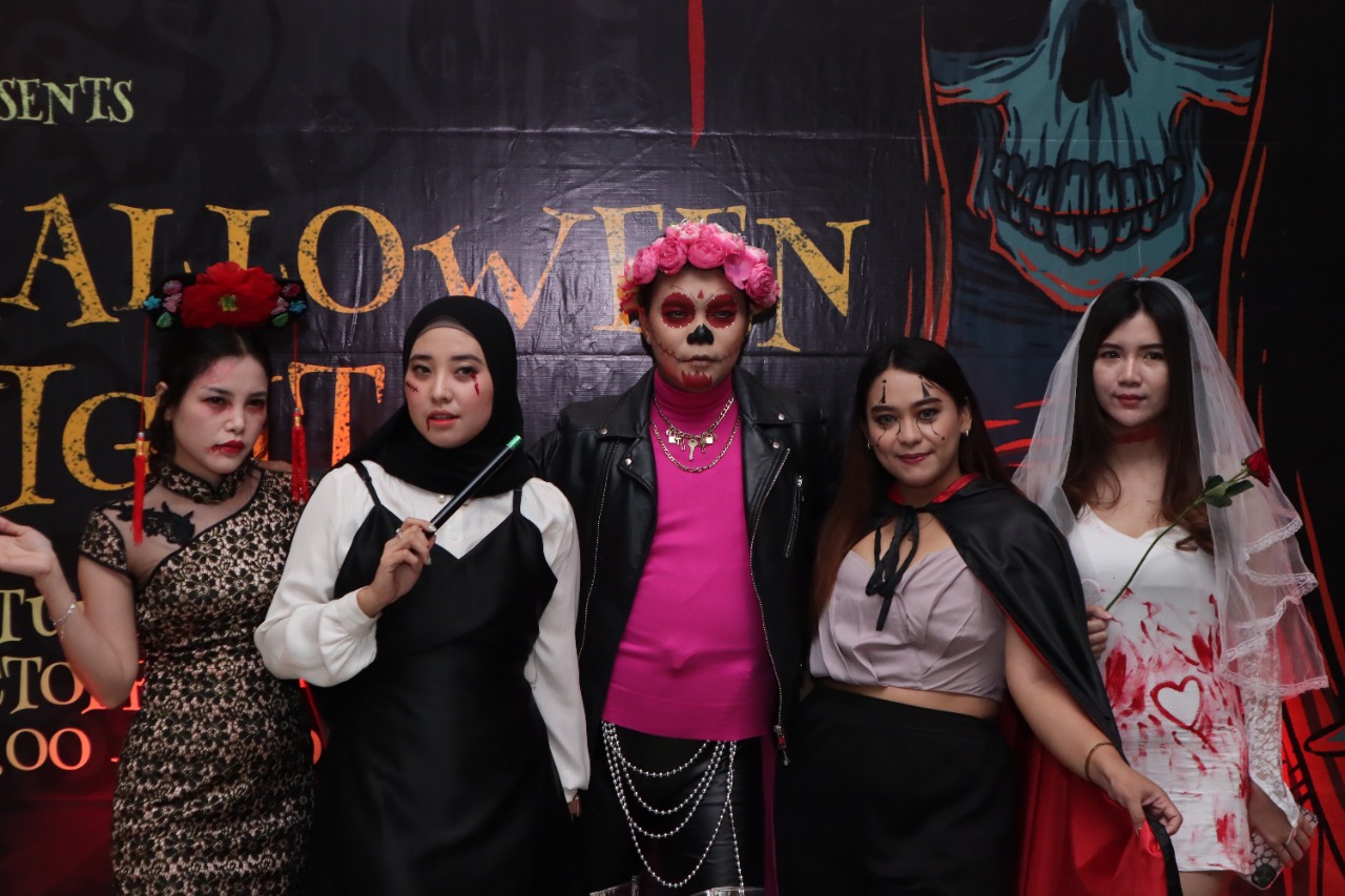 Halloween Night Party di Aston Cirebon, Masyarakat Cirebon Antusias 