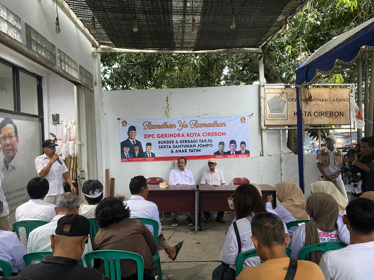 DPC Gerindra Kota Cirebon Gelar Bukber dan Santuni Lansia serta Anak Yatim