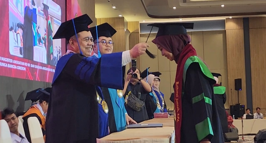 UIBBC Gelar Wisuda, Ratusan Sarjana dan Magister, Siap Jawab Tantangan Industri Masa Depan