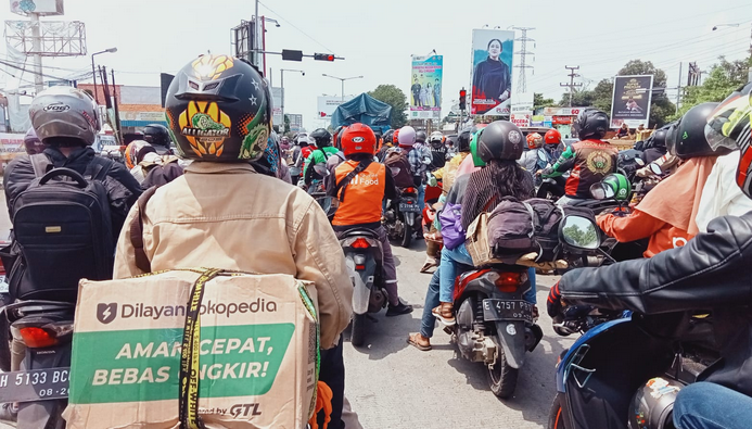 12 U-Turn atau Putaran Balik di Cirebon Akan Buka Tutup Selama Arus Mudik dan Balik 2023