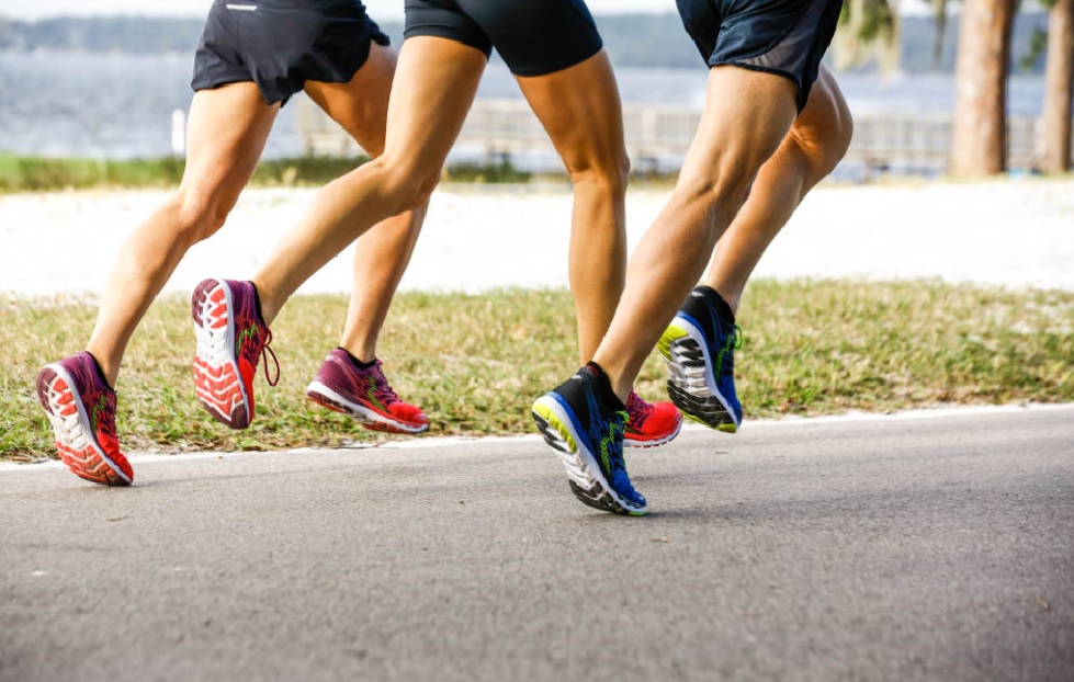 Karakteristik Sepatu Lari yang Disarankan oleh Para Ahli untuk Selesaikan Lari Marathon Sejauh 42 KM