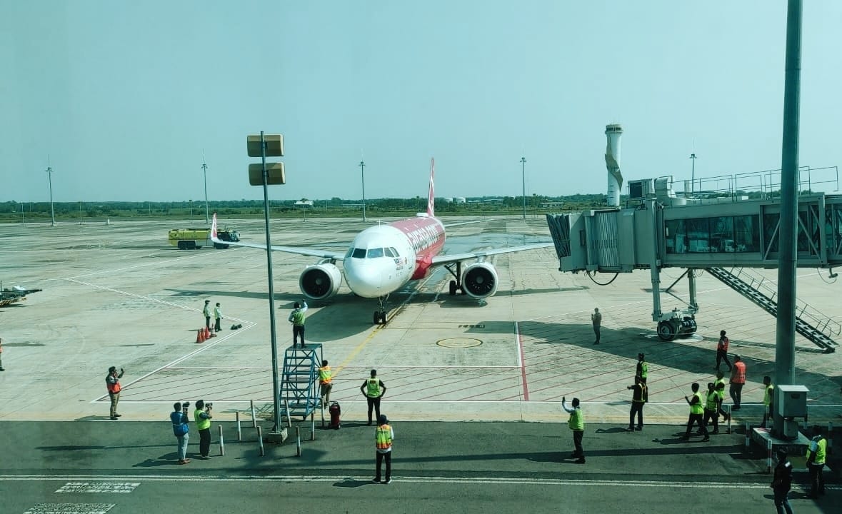 RESMI! AirAsia Pindahkan Penerbangan dari Bandung ke Bandara Kertajati, Terbang ke Bali 7 Kali Seminggu PP