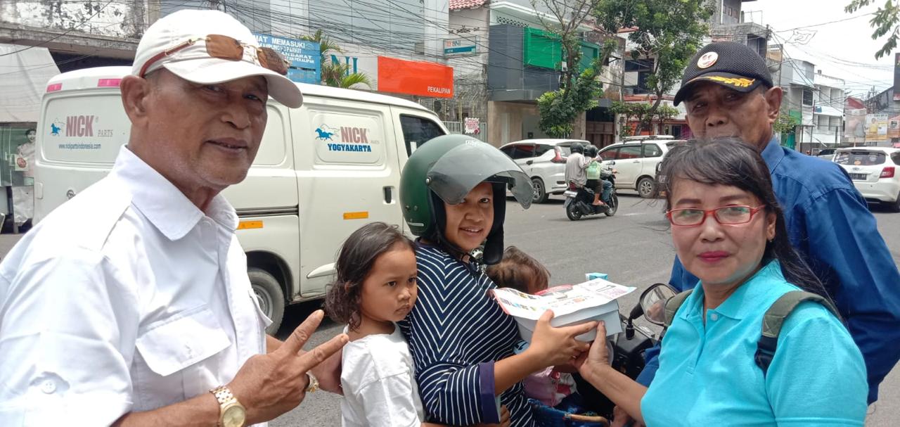 Indonesia 'Banjir' Susu Hari Pertama Kampanye Partai Gerindra 
