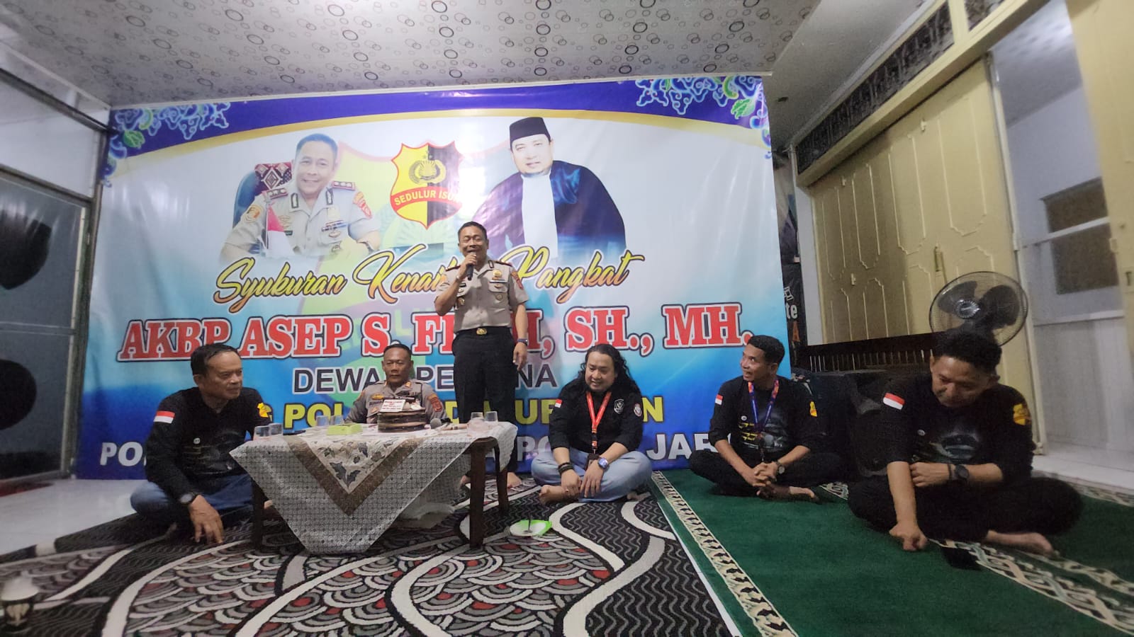 Komunitas Polri Sedulur Isun Cirebon Dukung Tugas Polisi sebagai Pelayan Masyarakat