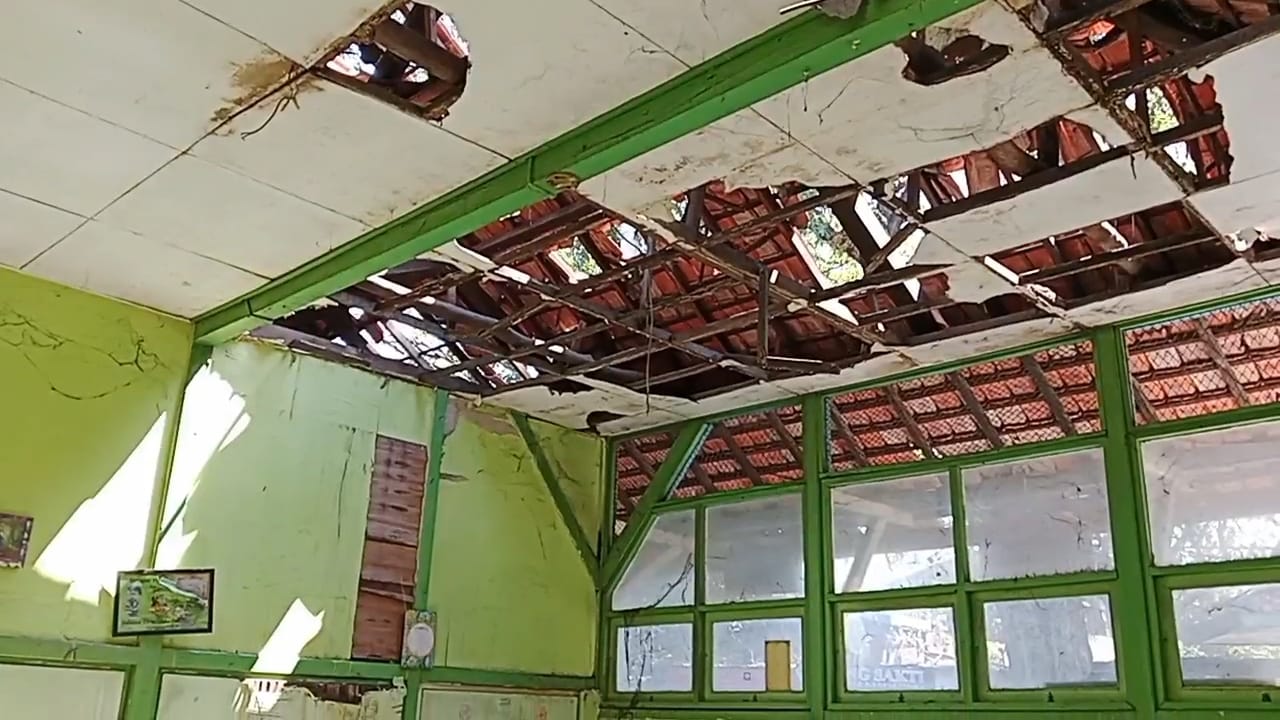 Kondisi Bangunan SDN Kanggraksan Rusak Parah, Begini Tanggapan Kadisdik Kota Cirebon 