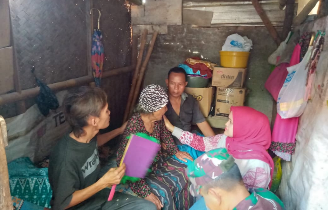 Ketua DPRD Kabupaten Cirebon Berkomitmen Penuhi Hak-hak Nenek Tasmi