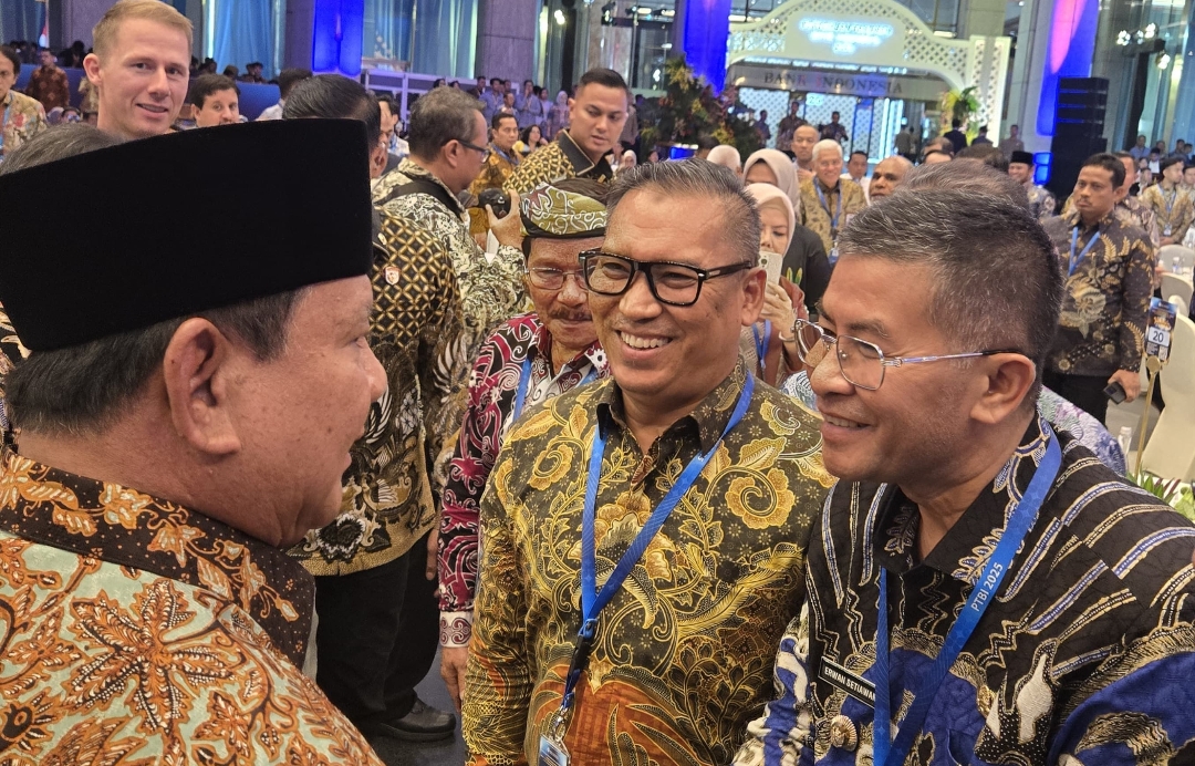 Wagub Jabar Saksikan Pidato Prabowo di Hari Guru 2025: Janji Tambah Anggaran untuk Perbaiki Sekolah 