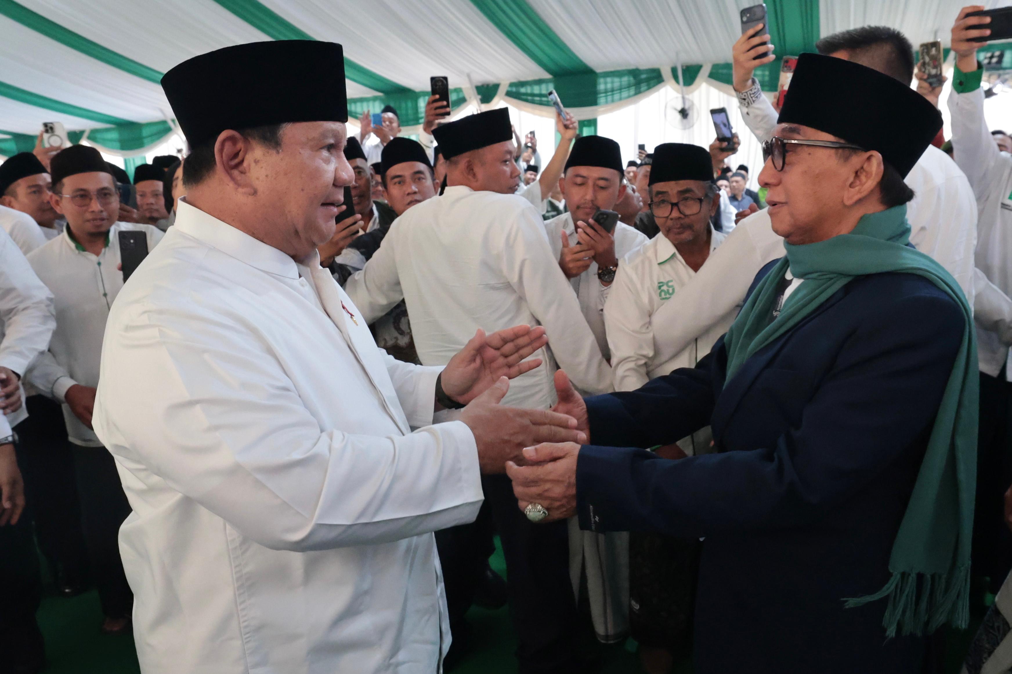 Prabowo Terima Kartu Anggota Seumur Hidup NU: Ini Kehormatan Besar bagi Saya