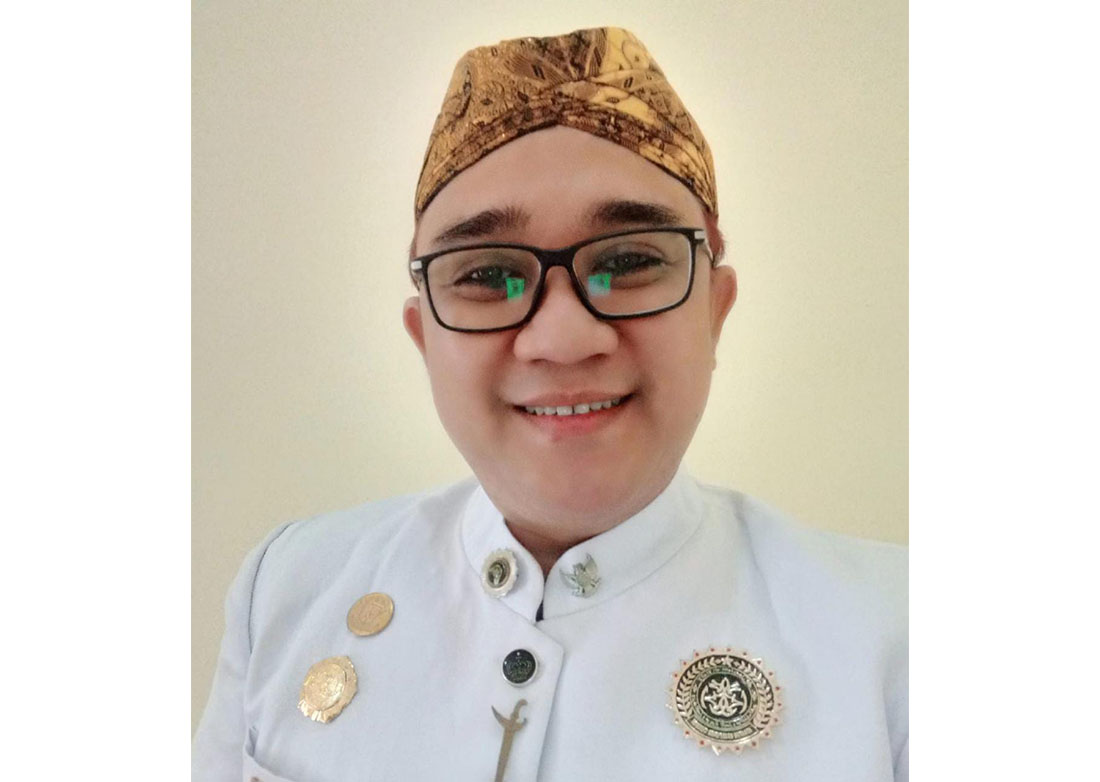 Bacaleg DPRD Kota Cirebon Pakai Gelar Sultan Sepuh, Laskar Macan Ali Langsung Protes, Begini Kata Prabu Diaz